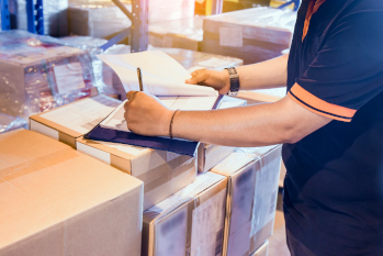 Quién le llama en empresas de Comercio